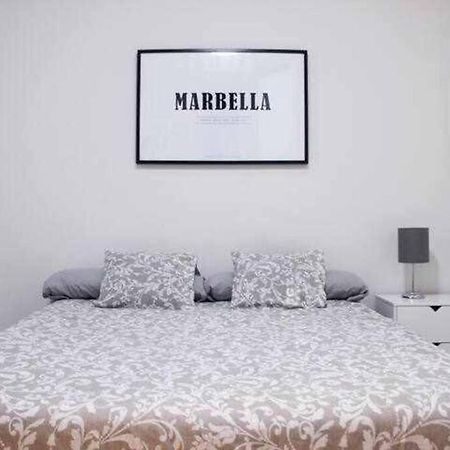 Best Location Apartment In Marbella. Beachfront!! Eksteriør billede