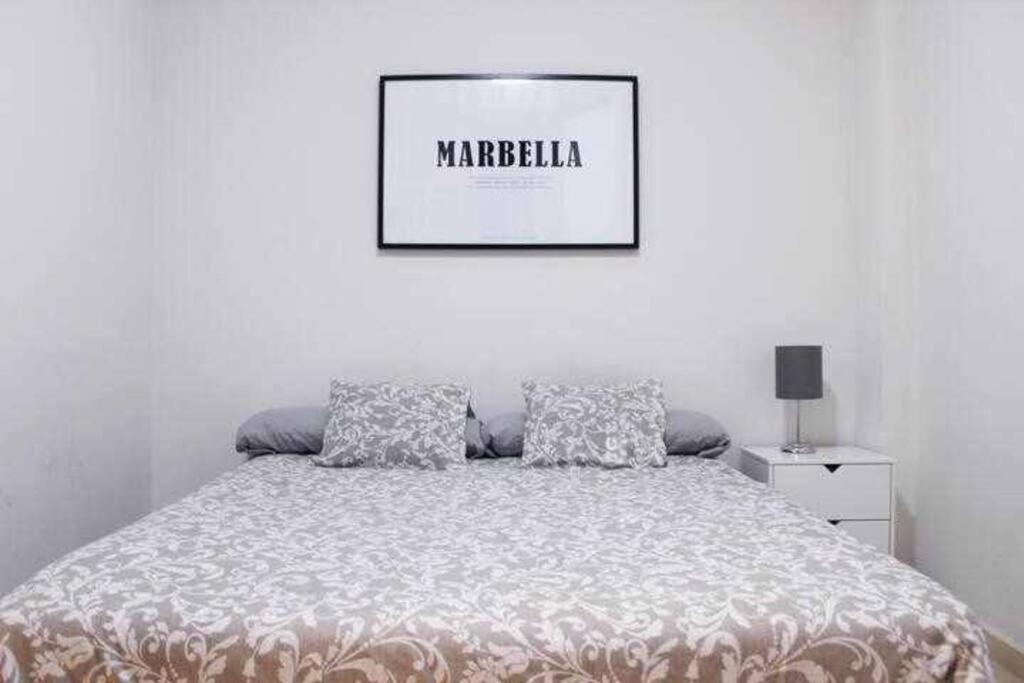 Best Location Apartment In Marbella. Beachfront!! Eksteriør billede